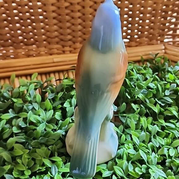 Vintage Blue Capped Bird On Perch - Picture 9 of 11